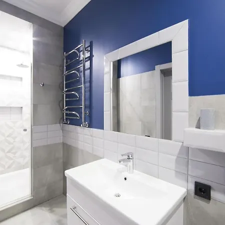 Lviv4u Apartment *
