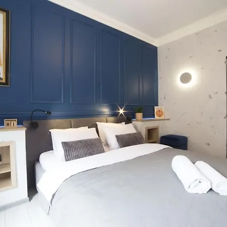 Apartment Lviv4u *