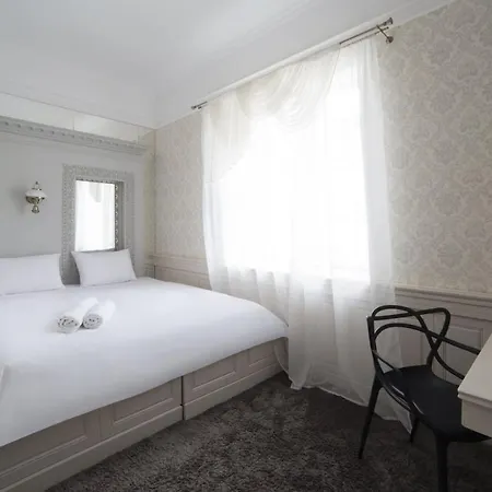 Apartment Lviv4u *