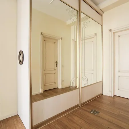 Lviv4u Apartment