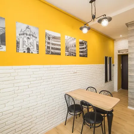 Apartment Lviv4u *