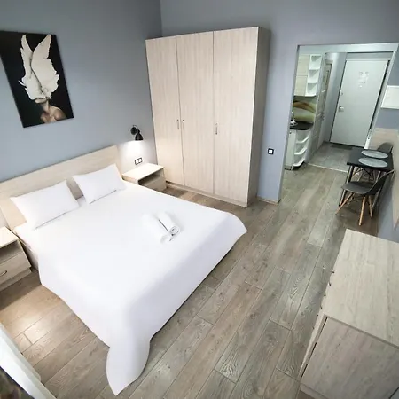 Lviv4u Apartment *