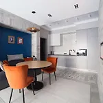 Lviv4u Apartment *