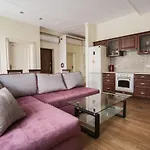 Lviv4u Apartment *
