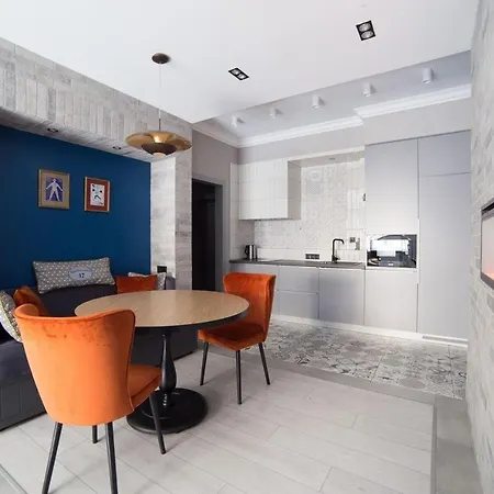 Lviv4u Apartament *
